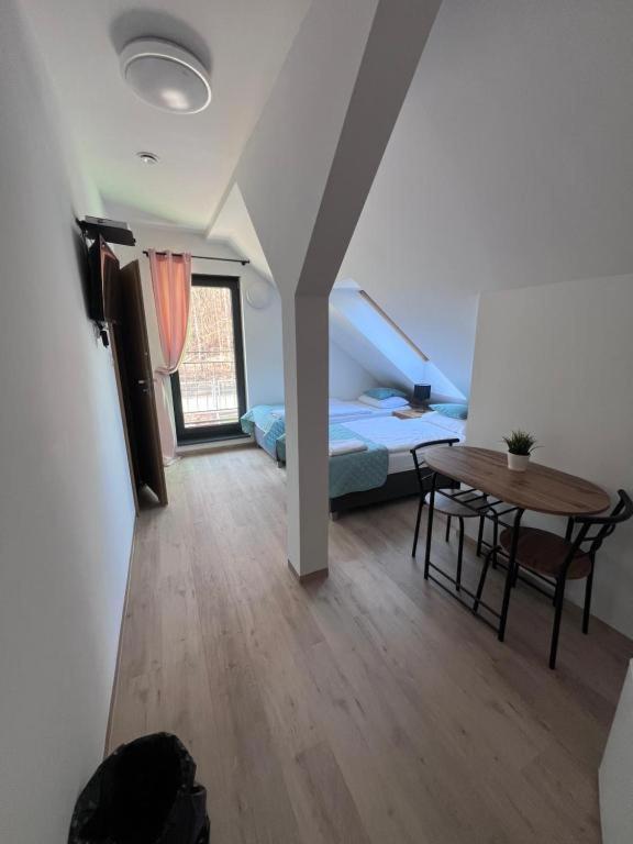 Apartamenty Divemed Еленя-Гура Экстерьер фото
