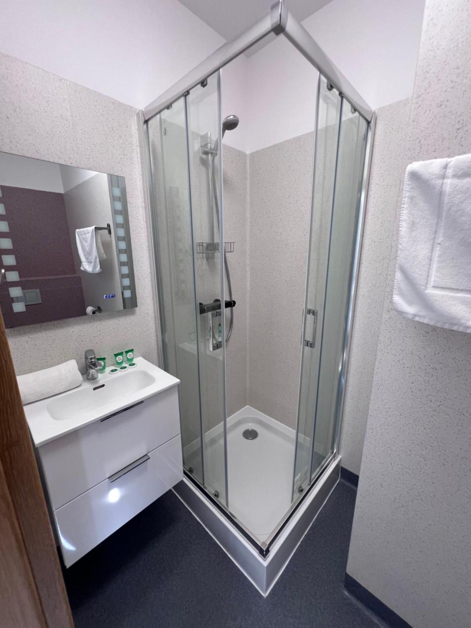 Apartamenty Divemed Еленя-Гура Экстерьер фото